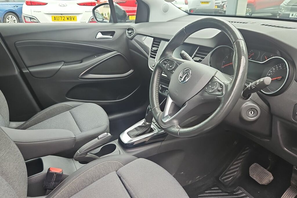 Vauxhall Crossland Hatchback Grey #8