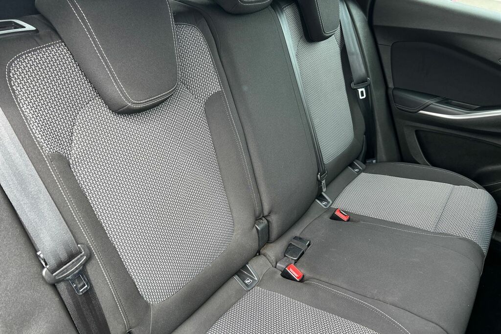 Vauxhall Grandland X Hatchback Grey #8