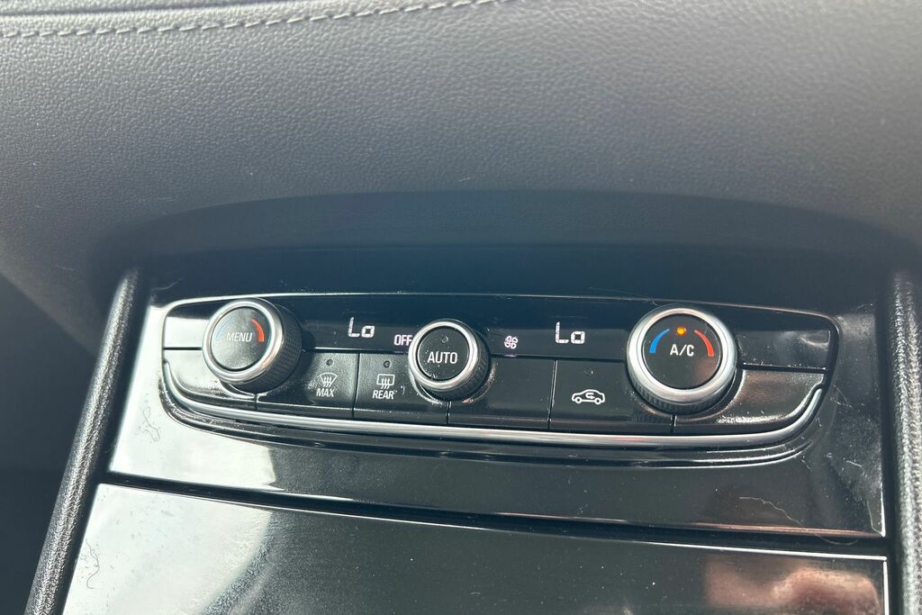 Vauxhall Grandland X Hatchback Grey #16
