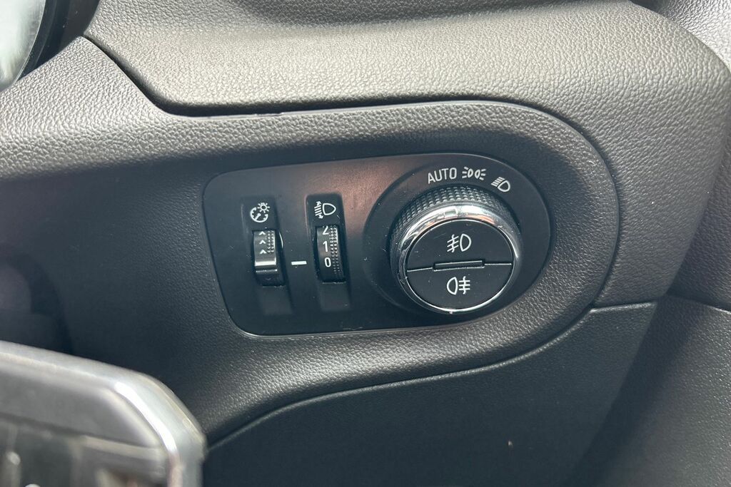 Vauxhall Grandland X Hatchback Grey #10