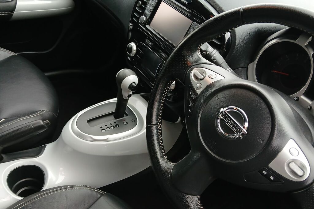 Nissan Juke Nissan Juke 1.6 Tekna Suv Xtron Euro... EY67TYO  #6