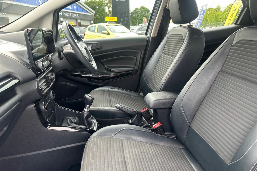 Ford Ecosport Hatchback Grey #32