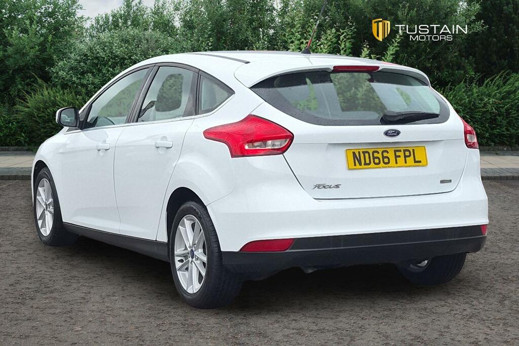 Ford Focus Ford Focus 1.0T Ecoboost Zetec Hatchback Pe... ND66FPL #4