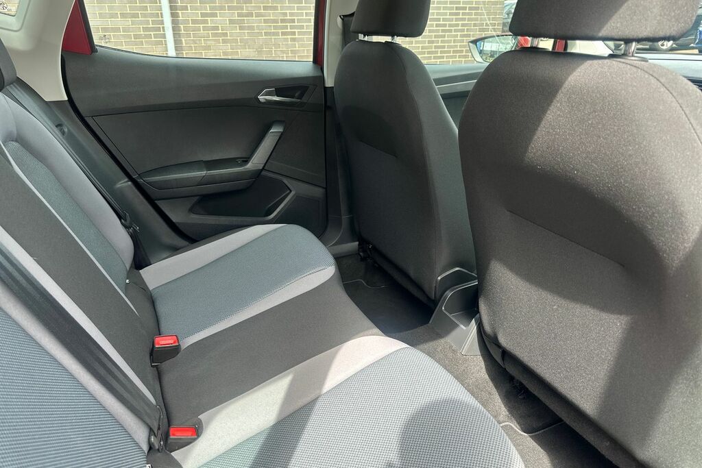 Seat Arona Hatchback Grey #19