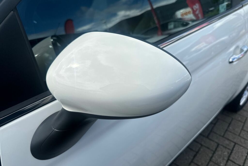 Fiat 500 Hatchback White #24