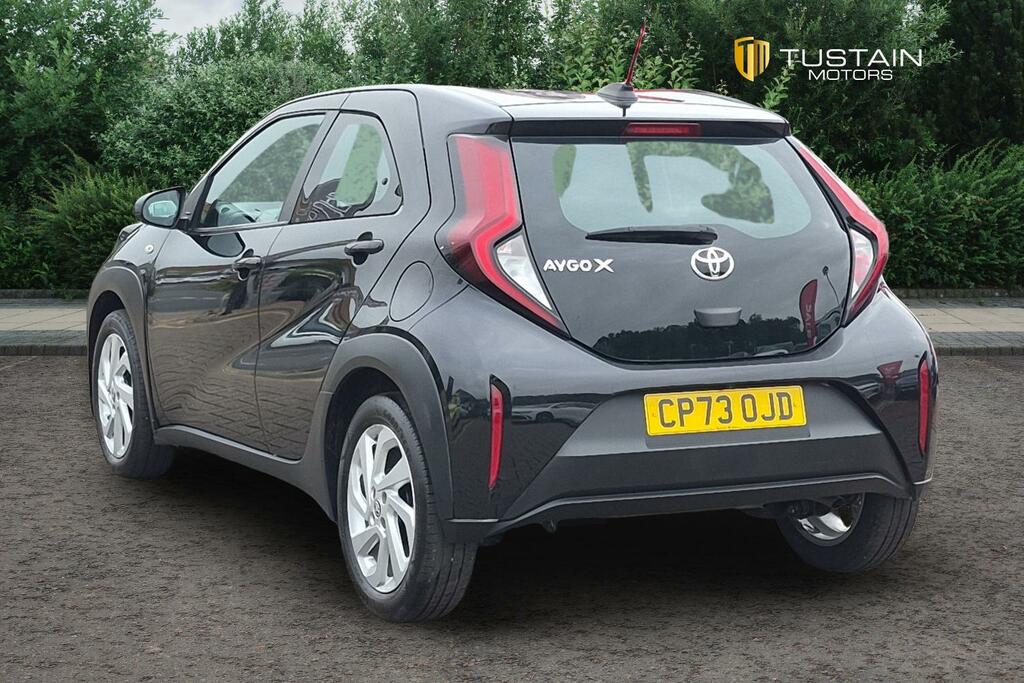 Toyota Aygo X Toyota Aygo X 1.0 Vvt I Pure Hatchback Petr... CP73OJD #4