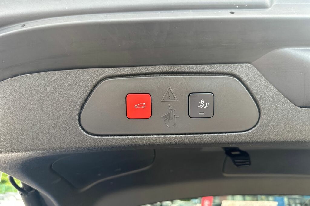 Vauxhall Grandland Vauxhall Grandland 1.2 Turbo Ultimate Suv P... GJ73COU #5