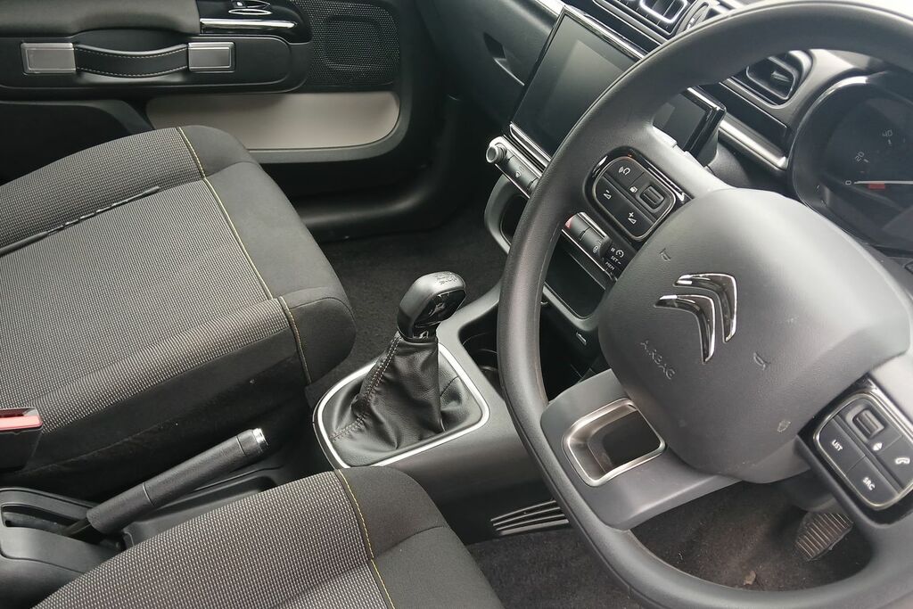 Citroen C3 Citroen C3 1.2 Puretech Plus Hatchback Petr... #6