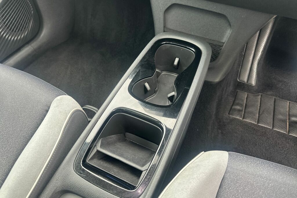 Volkswagen ID.3 Hatchback Silver #6