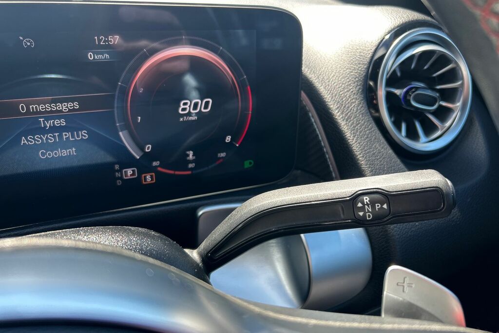 Mercedes-Benz GLB Class Mercedes Benz Glb 1.3 Glb200 Amg Line Premium ... YL72XEE #6