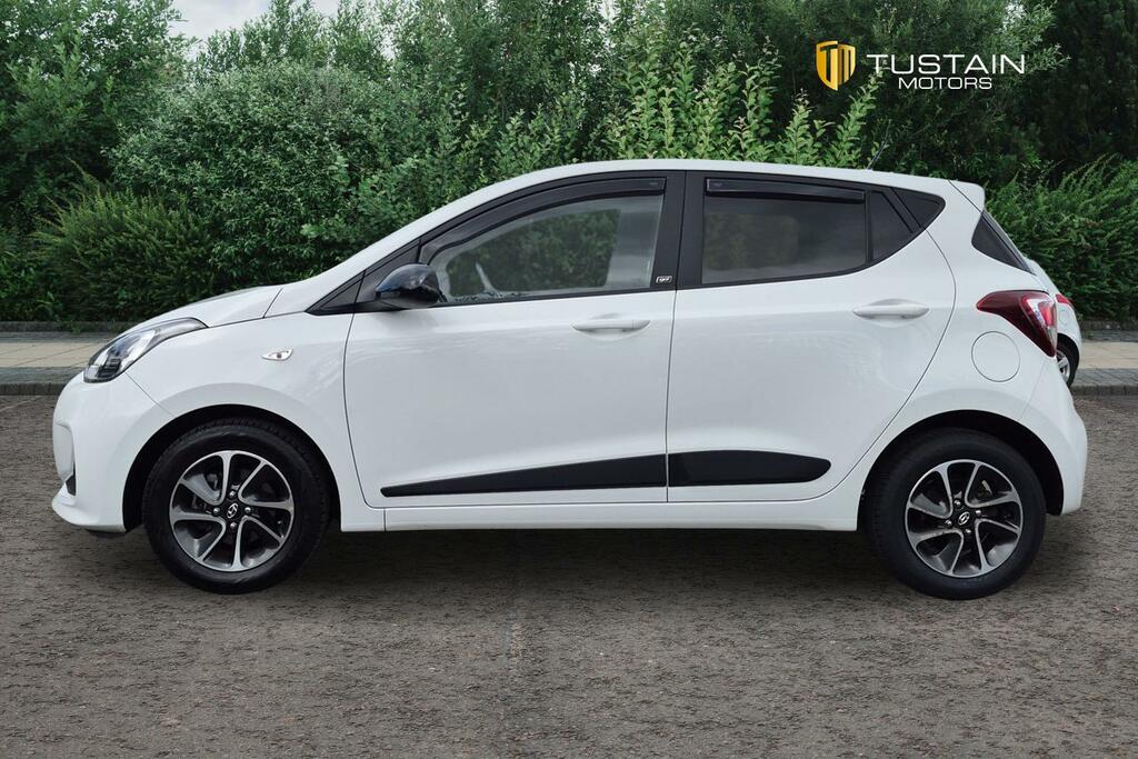 Hyundai I10 Hyundai I10 1.0 Go Se Hatchback Man... NV19NUM