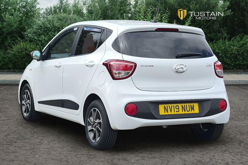 Hyundai I10 Hyundai I10 1.0 Go Se Hatchback Man... NV19NUM #4