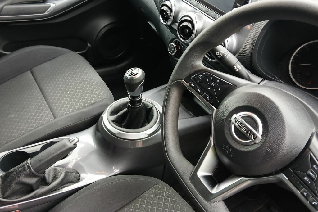 Nissan Juke Nissan Juke 1.0 Dig T Acenta Suv Man... DV22TXN #6