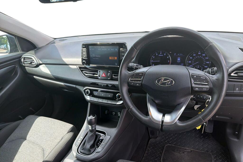 Hyundai I30 Hyundai I30 1.0 T Gdi Mhev Se Connect Hatchback... #4