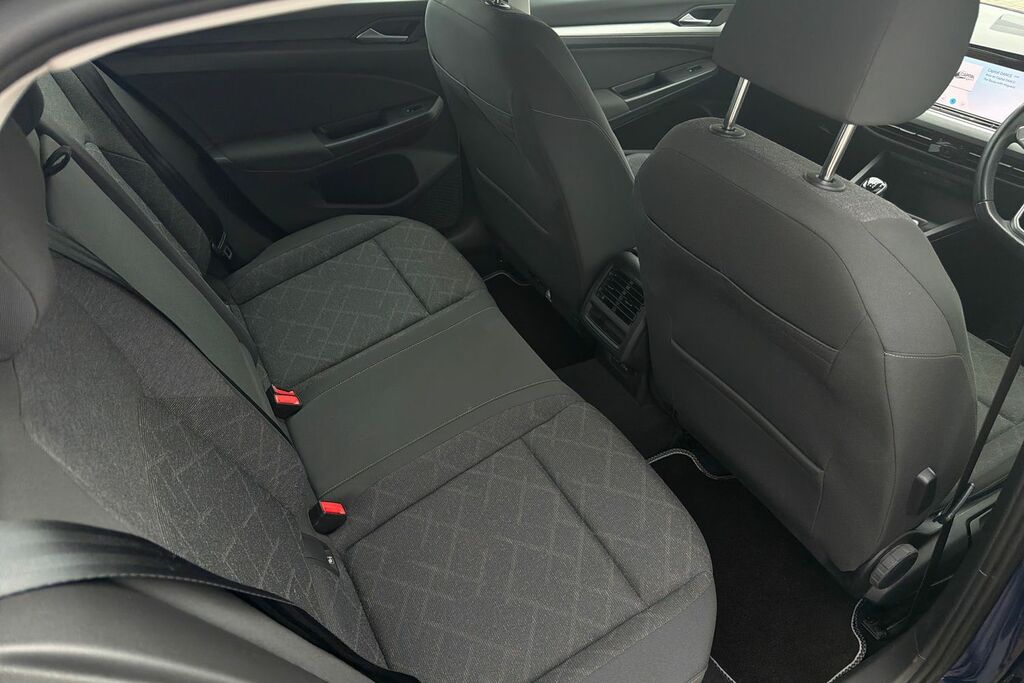 Volkswagen Golf Volkswagen Golf 1.5 Tsi Life Hatchback Petr... NJ70GNU  #4