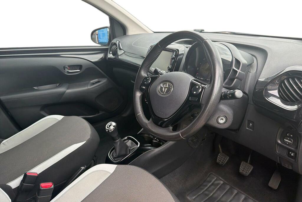 Toyota Aygo Toyota Aygo 1.0 Vvt I X Press Hatchback Pet... Black #2