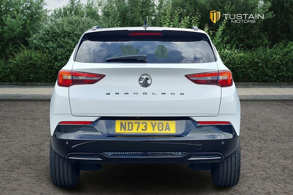 Vauxhall Grandland Hatchback Grey #3