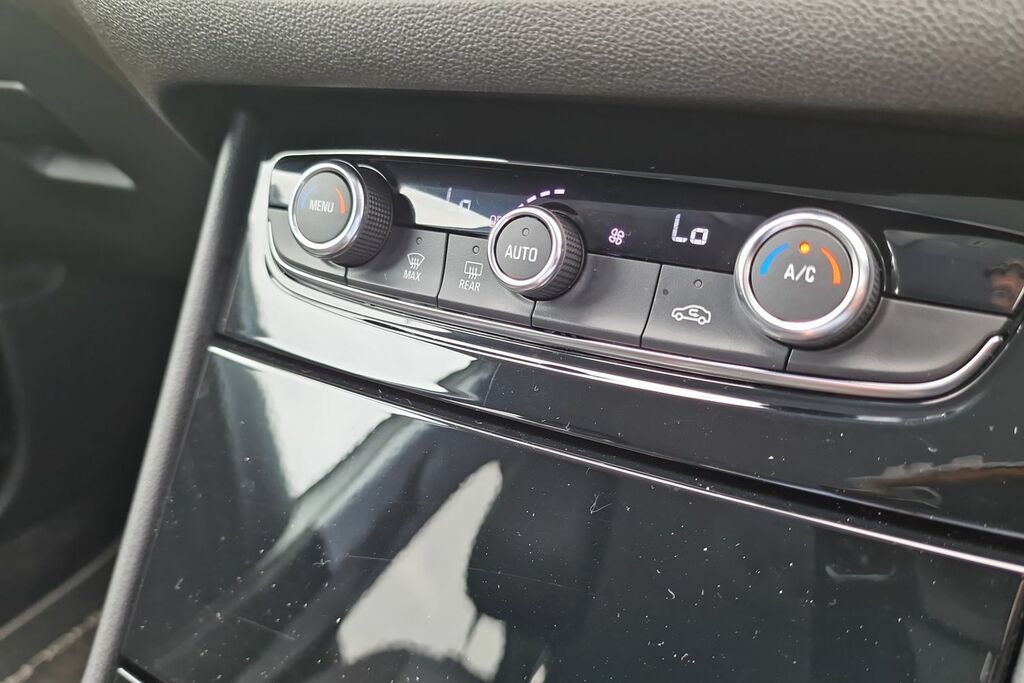Vauxhall Grandland Hatchback Grey #23
