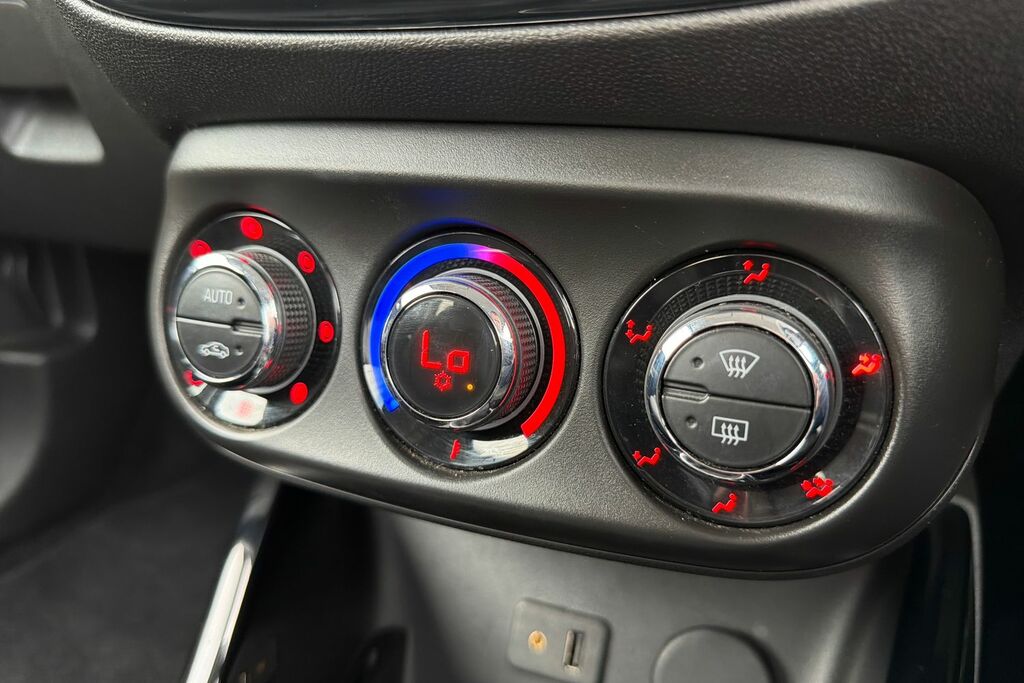 Vauxhall Adam 1.2I Energised #12