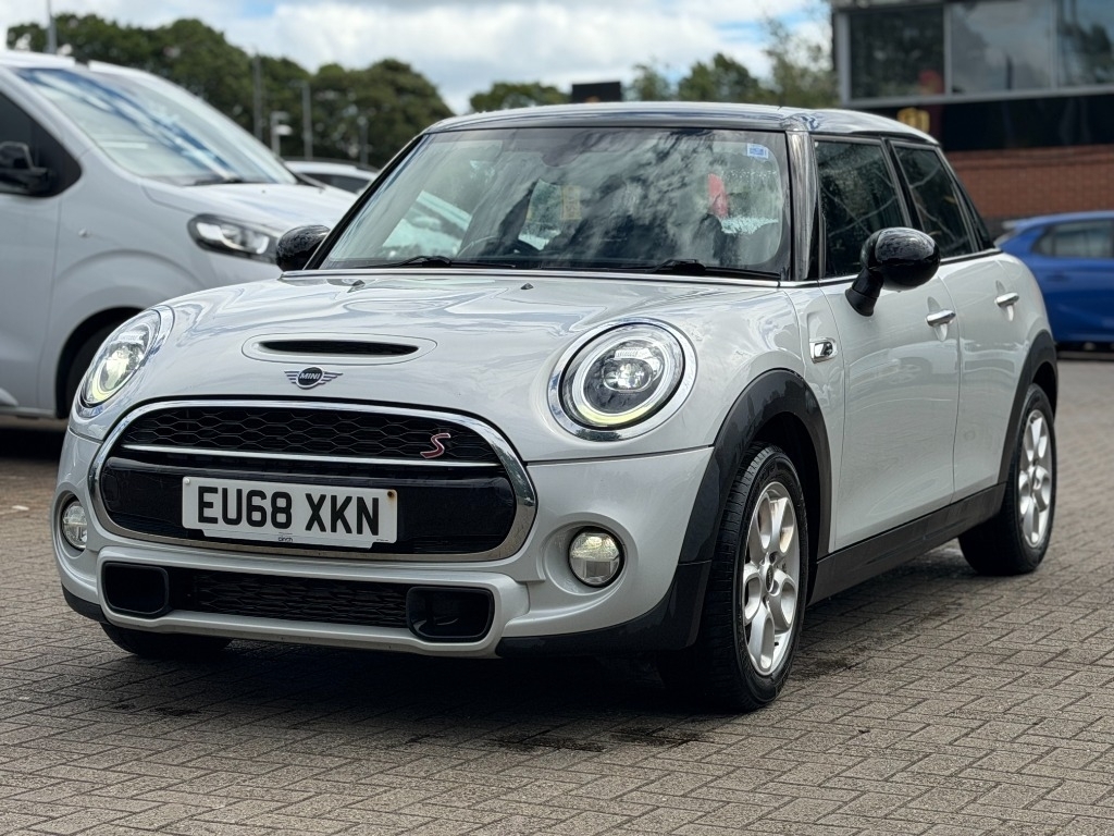 Mini Hatch Mini Hatch 2.0 Cooper S Gpf Hatchback 5D... EU68XKN #3