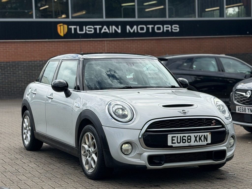 Mini Hatch Mini Hatch 2.0 Cooper S Gpf Hatchback 5D... EU68XKN