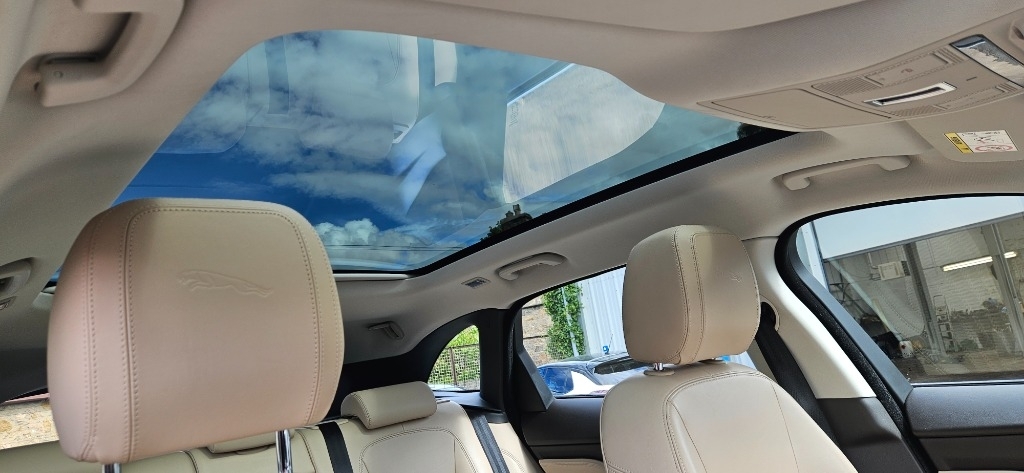 Jaguar F-Pace Jaguar F Pace 2.0 D240 Portfolio Suv PJ67BWH #6