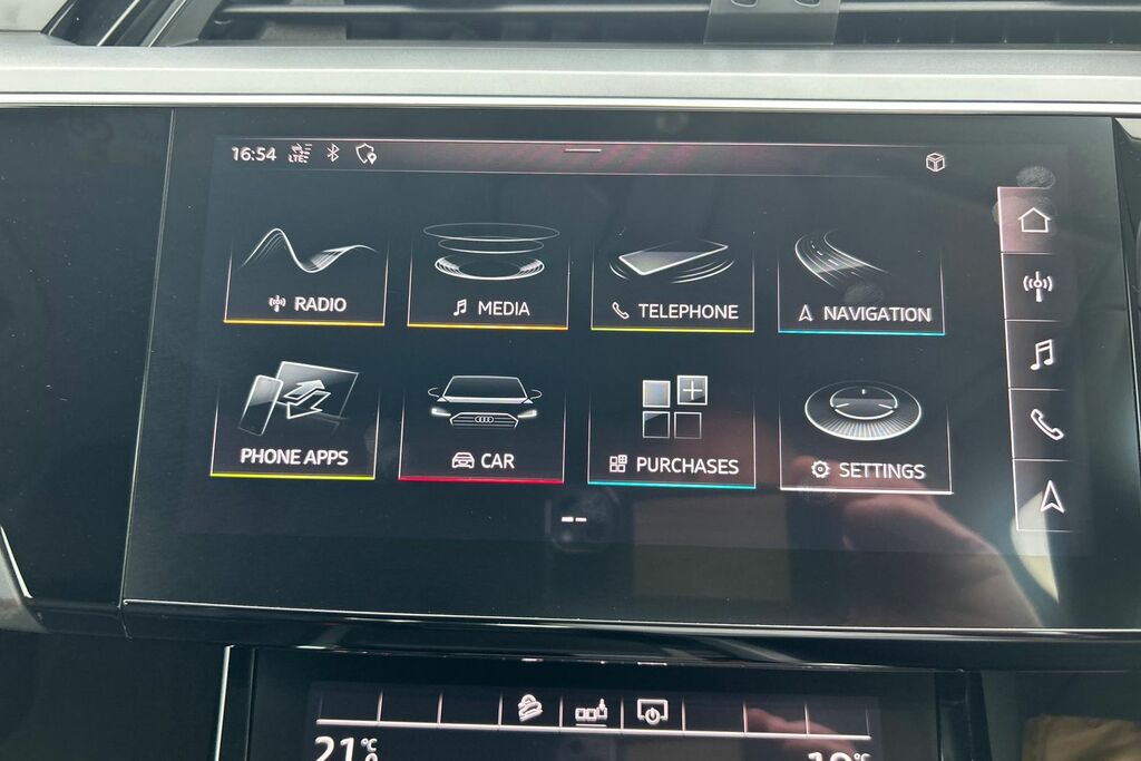 Audi E-tron Sportback S Line 55 Quattro 30000 Kw White #25