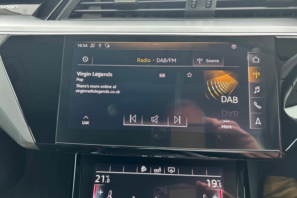 Audi E-tron Sportback S Line 55 Quattro 30000 Kw White #26
