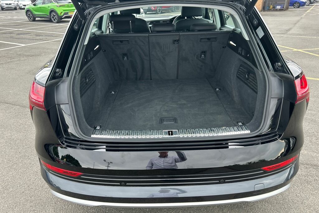 Audi E-tron Sportback S Line 55 Quattro 30000 Kw White #31