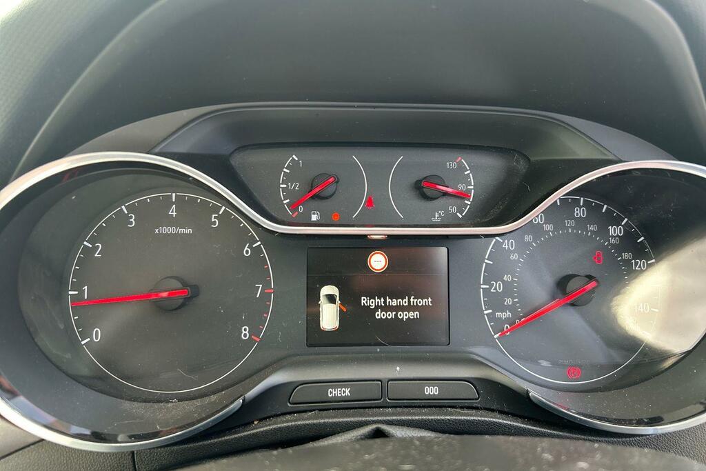 Vauxhall Crossland X Vauxhall Crossland X 1.2 Tech Line Nav Suv ... EX67NNR #5
