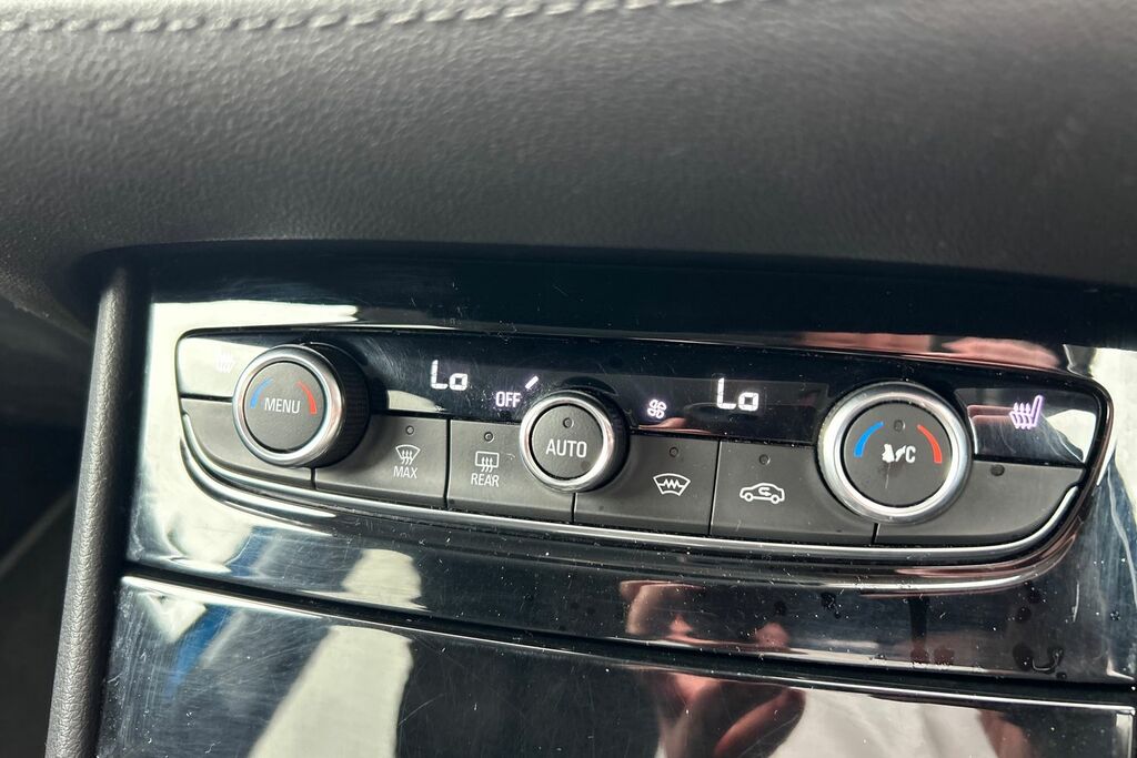 Vauxhall Grandland X Suv Blue #29