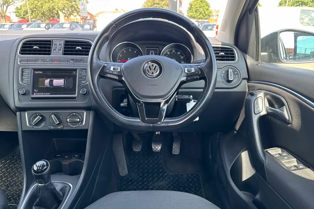 Volkswagen Polo Style Tsi Red #18