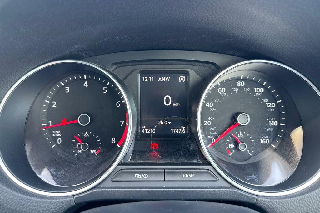 Volkswagen Polo Style Tsi Red #13