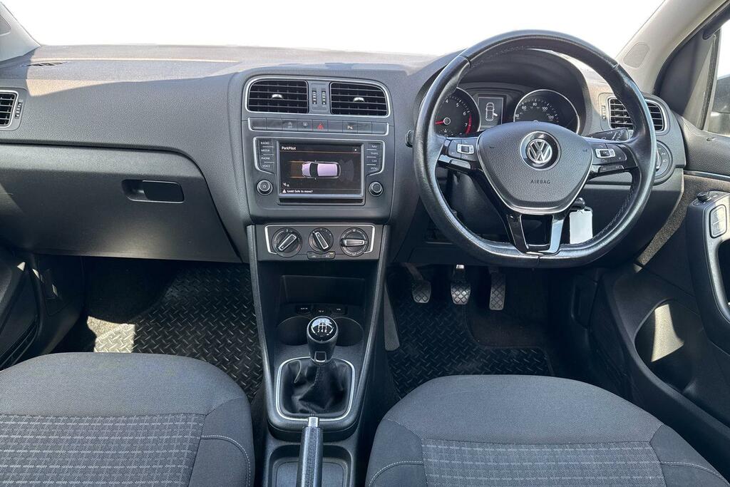 Volkswagen Polo Style Tsi Red #4