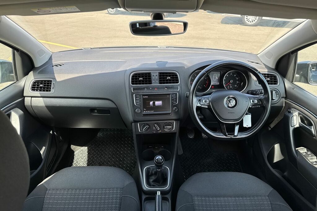 Volkswagen Polo Style Tsi Red #17