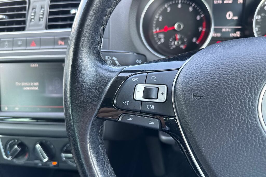 Volkswagen Polo Style Tsi Red #24