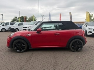 Mini Convertible Mini Convertible 1.5 Cooper Convertible Pet... Red #4