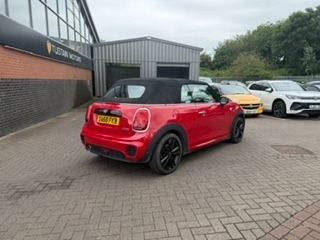 Mini Convertible Mini Convertible 1.5 Cooper Convertible Pet... Red #2