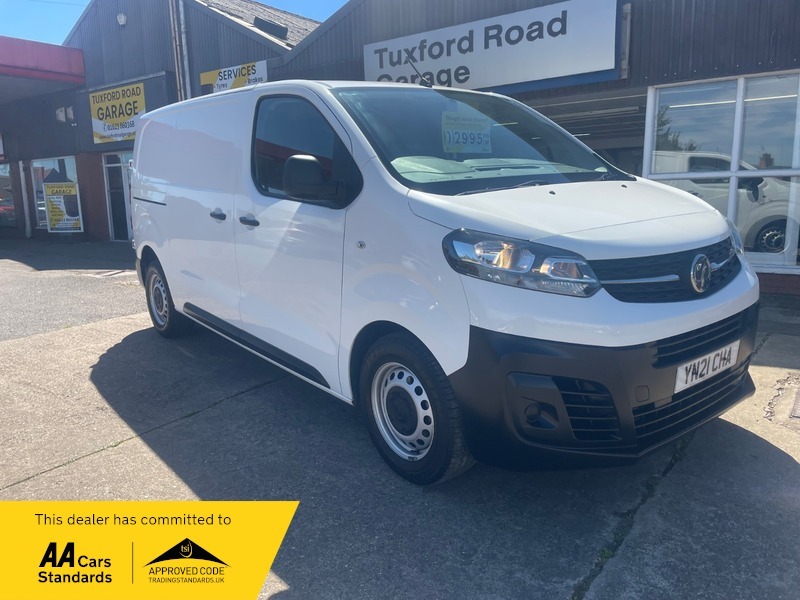 Vauxhall Vivaro L1h1 3100 Edition S White