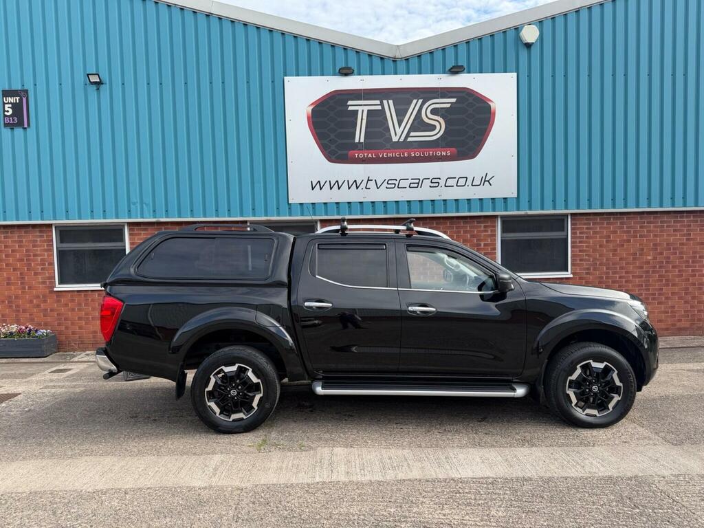 Nissan Navara Double Cab Pick Up Tekna 2.3Dci 190 Tt 4Wd Grey #23