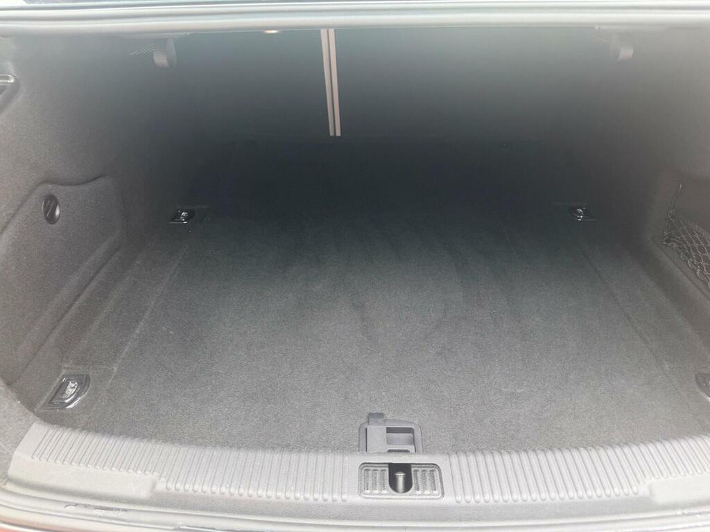 Audi A6 Saloon 2L Black Edition White #27