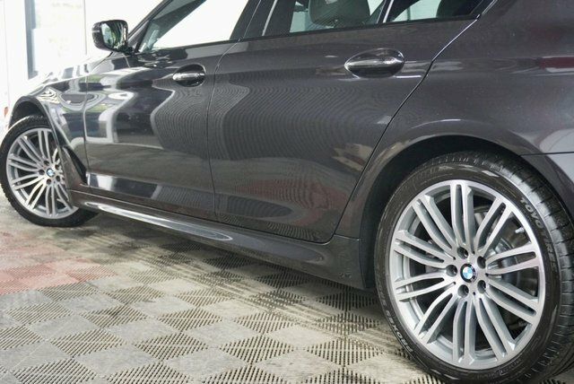 BMW 5 Series 2.0 520D M Sport Saloon Xdrive Eur SK67XMG Grey #4