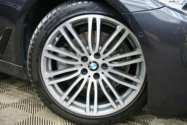 BMW 5 Series 2.0 520D M Sport Saloon Xdrive Eur SK67XMG Grey #2
