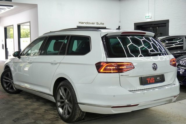 Volkswagen Passat 2.0 Tdi Gt Estate Dsg Euro 6 S S 150 GF68ODA White #3