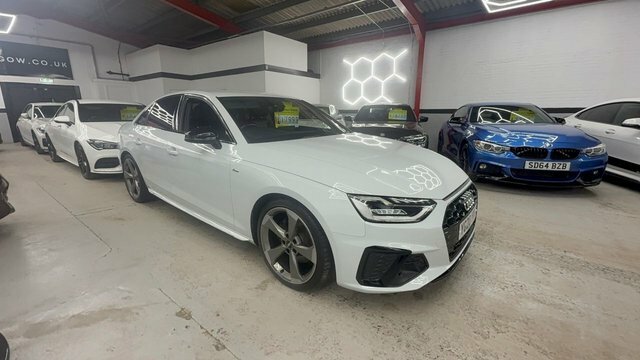 Audi A4 2.0 Tdi 35 Black Edition Saloon S Troni Black #4