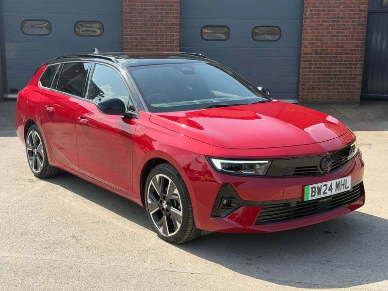 Vauxhall Astra 115Kw Ultimate 54Kwh Red
