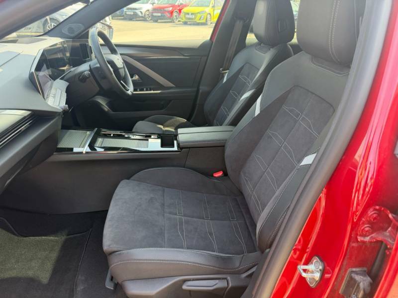 Vauxhall Astra 115Kw Ultimate 54Kwh Red #5