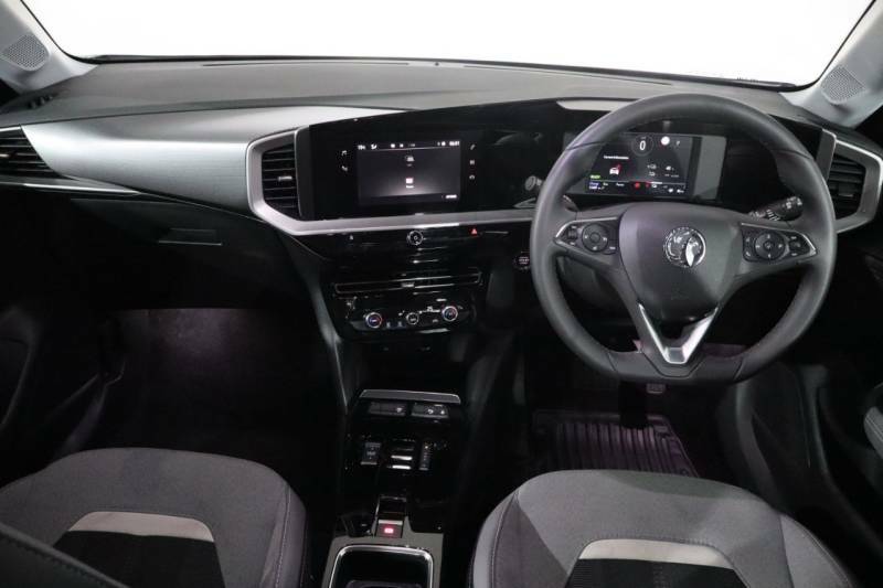 Vauxhall Mokka-e 100Kw Design 50Kwh White #4