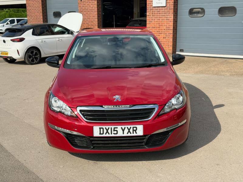 Peugeot 308 1.2 Puretech 110 Active Red #6