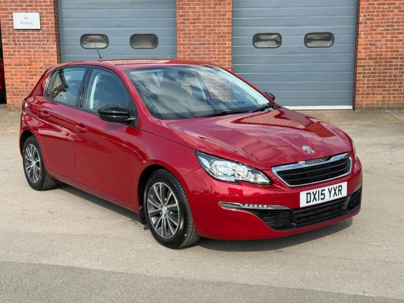 Peugeot 308 1.2 Puretech 110 Active Red